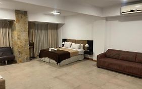 De Los Arroyos Apart Hotel